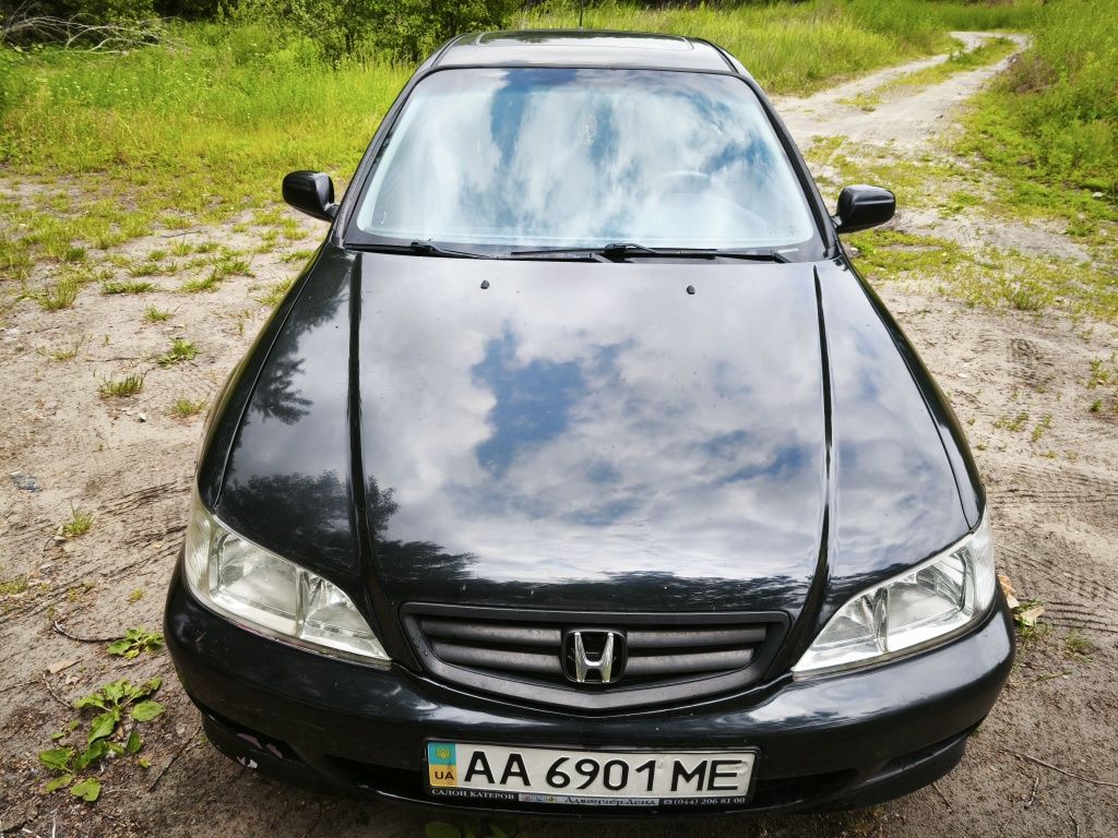 Хонда Акорд 6.  Покоління2001року. Модифікація CG8. Двигун f18b2.136кс
