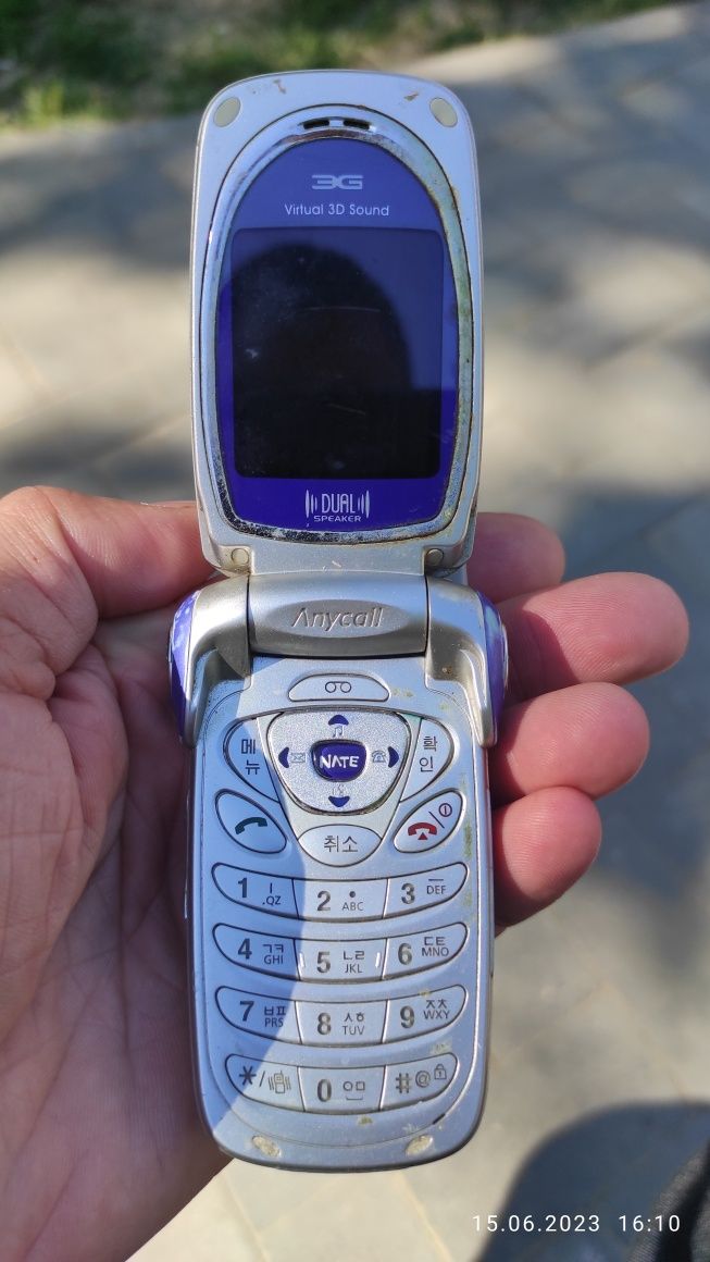 Продам Телефон Samsung . сдма.