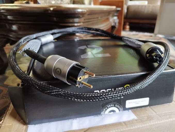 Ansuz Acoustics Mainz C (Ceramic)  EU schuko and C15 IEC