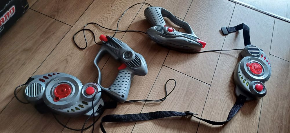 Pistolety laserowe dla chłopca