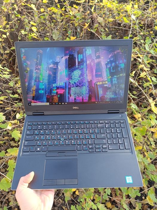 Як новий, 6 ядер, Ігровий ноутбук DELL (Xeon/32/512/P3200 6gb)