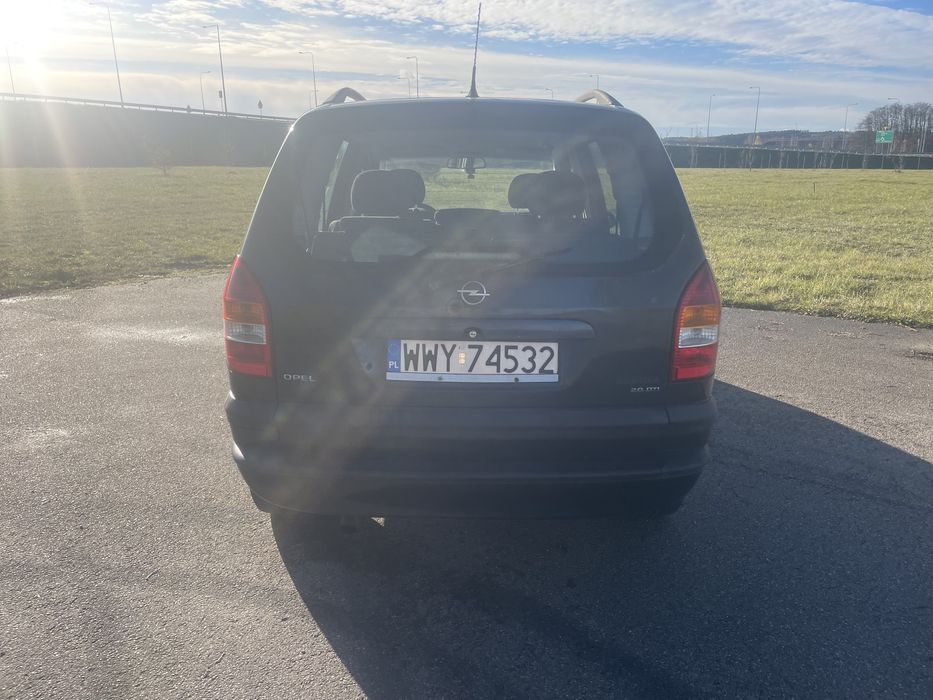 Opel Zafira 2.0 d 7osobowy Klimatyzacja  Aktualne Oplaty Zamiana