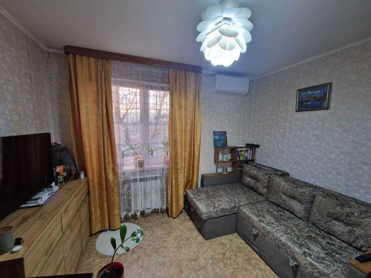 3 кімнатна квартира на Кругу, Є- відновлення