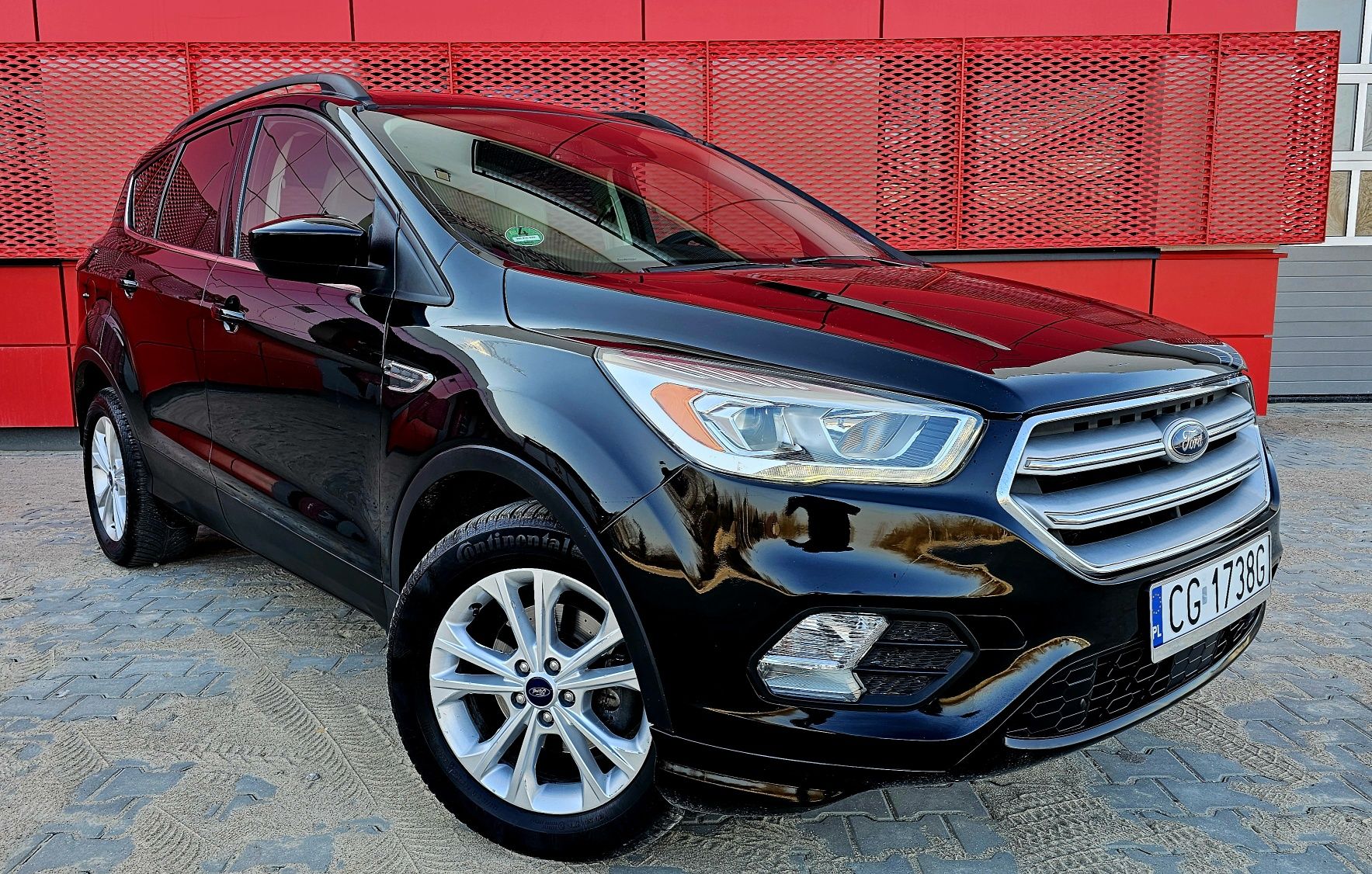 Ford Kuga 1.5 Benzyna 2018 rok Bogata wersja *RATY*