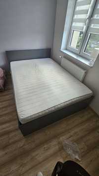 REZERWACJA Sprzedam łóżko z materacem 140cm x 200cm