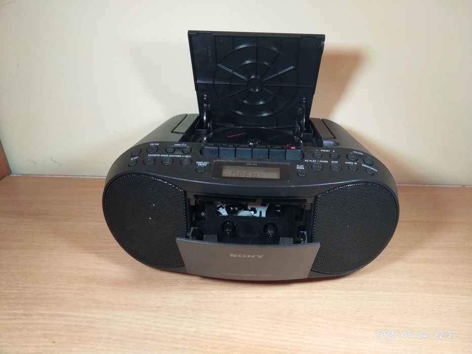 Магнітола Sony CFD-S70