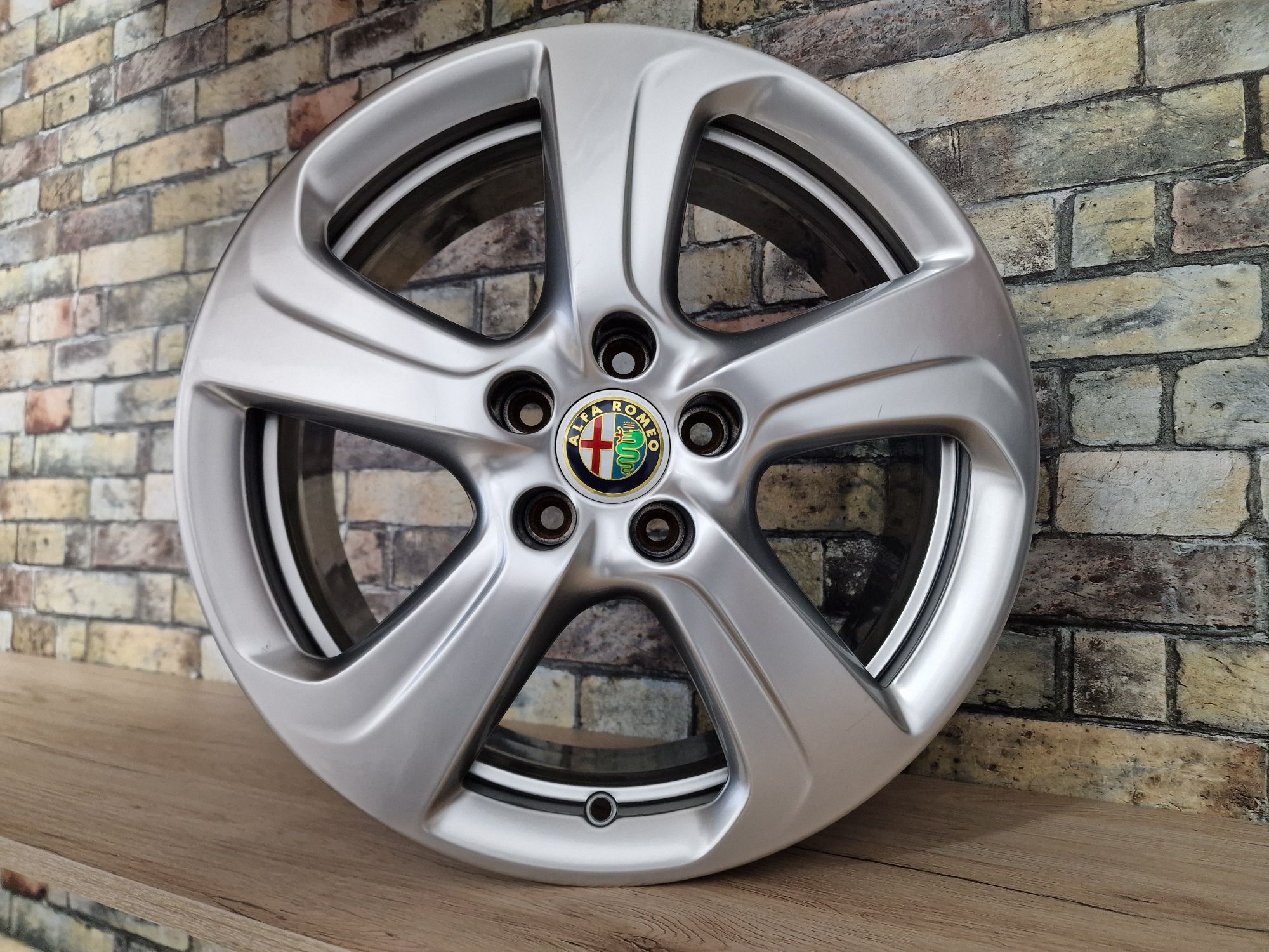 Felgi 17' 5x110 Alfa Romeo Giulietta Opel Adam Meriva Zafira Vectra