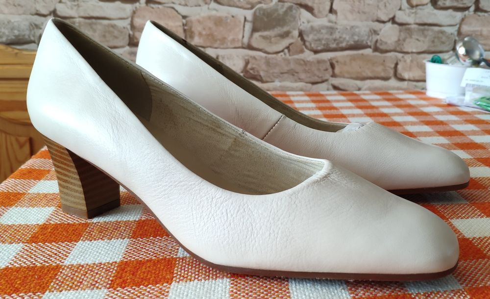Buty skóra naturalna Markowe Ślubne Nowe r. 40