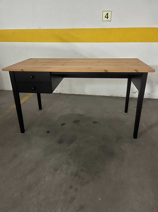 Mesa de Escritório com Gavetas Seminova!