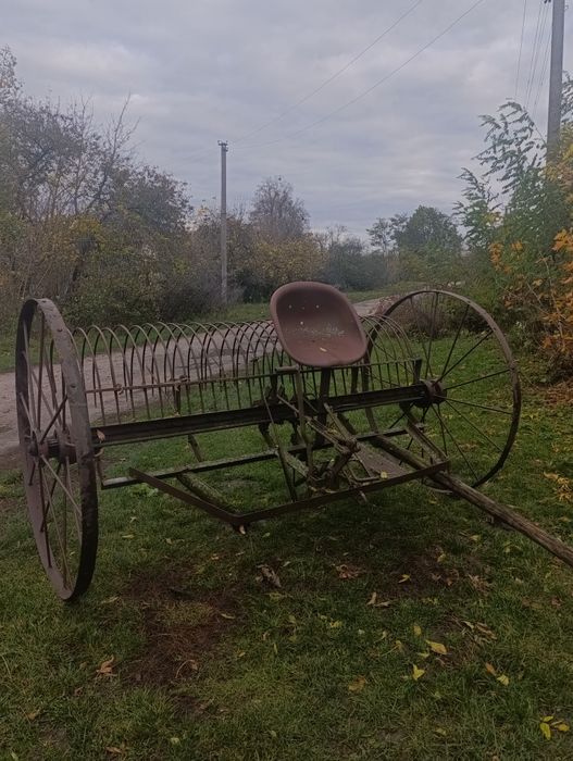 Польська гребка для сіна — робоча, в хорошому стані!