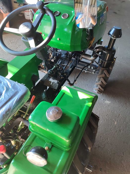 Трактор Зубр 250 люкс с фрезой и плугом Доставка наша к дому