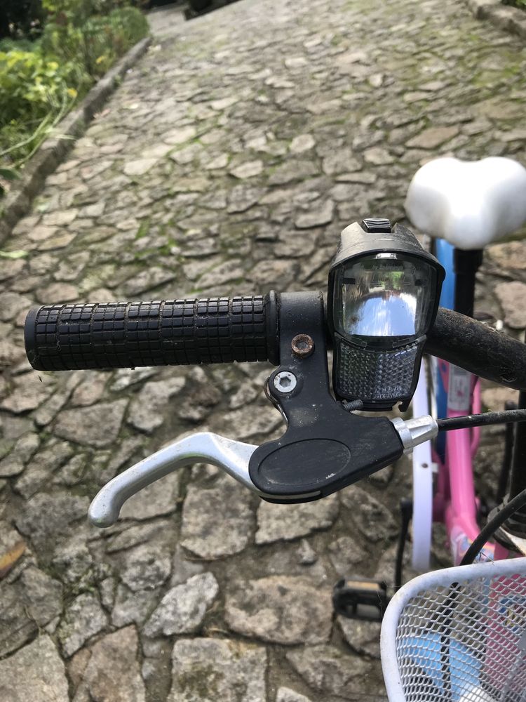 Bicicleta da soy Luna usada mas em muito bom estado Foi pouco usada