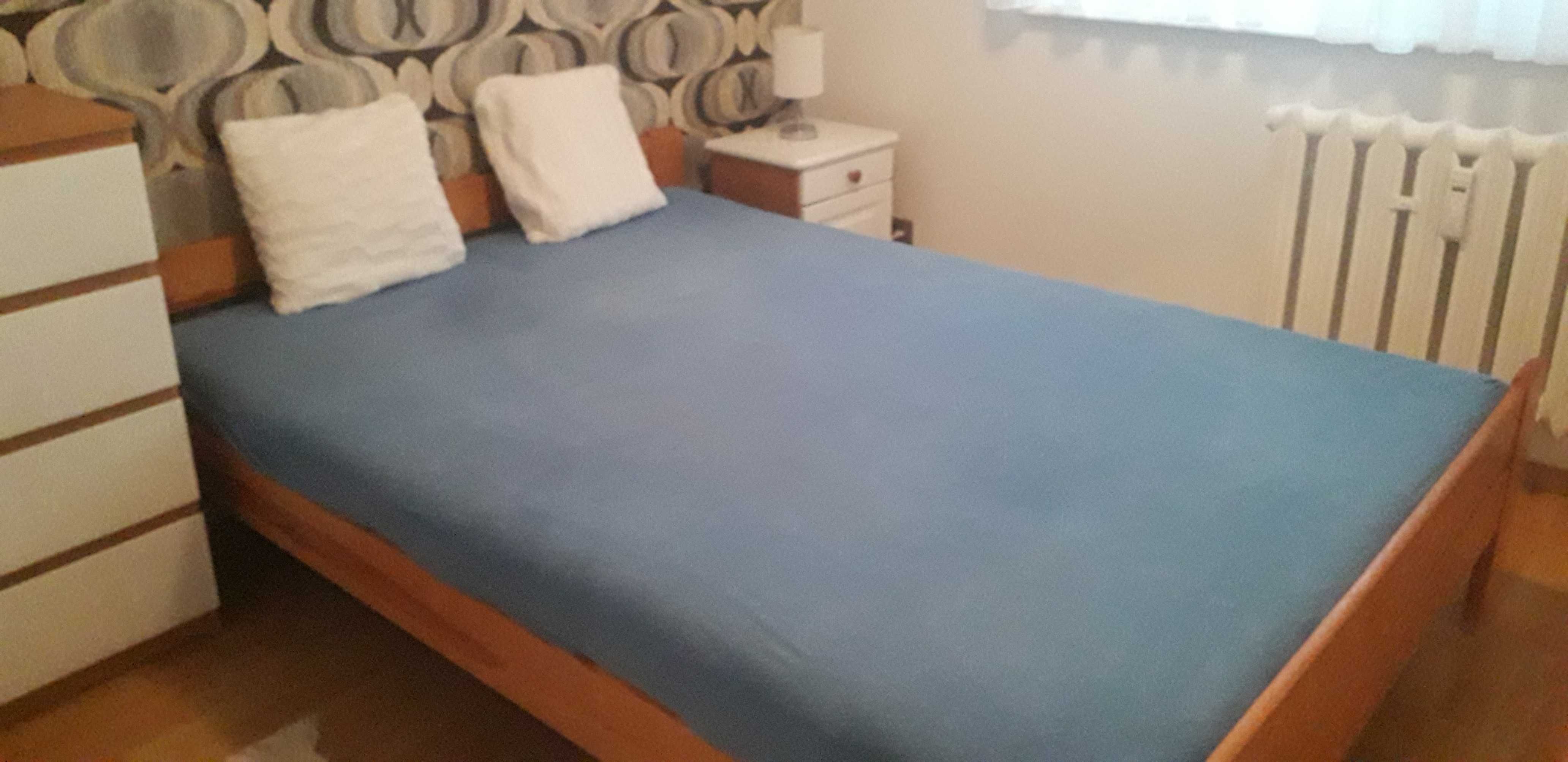 Oddam łóżko, w zamian za wniesienie nowego, na 4 piętro.