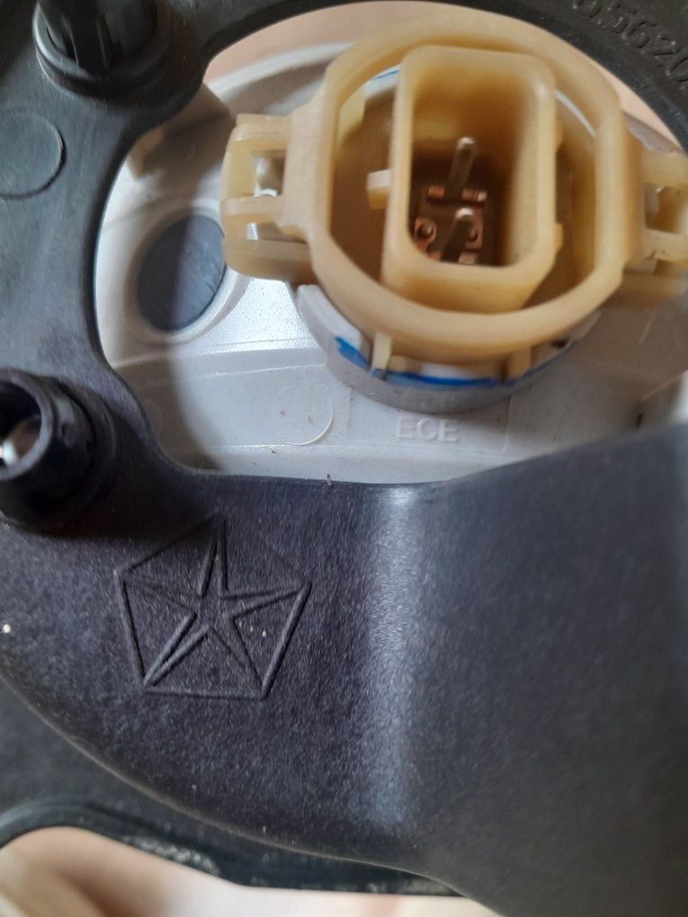 JEEP Wrangler Rubicon 13-16r halogen lewy