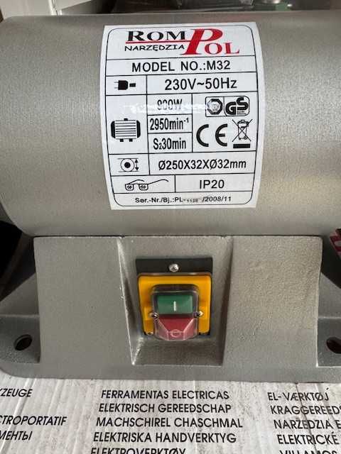 Szlifierka stołowa dwutarczowa 900w