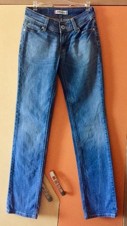 Классические джинсы Levis W26 L34