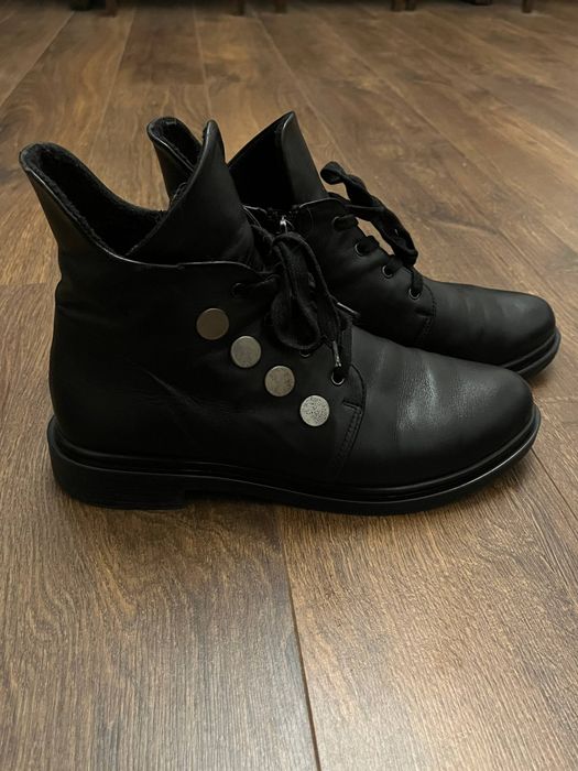 Черевики ,жіночі черевики,взуття . шкіряні черевики.