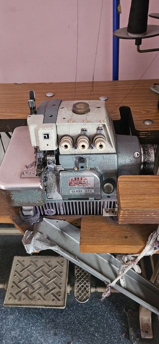 Owerlok juki szyjący