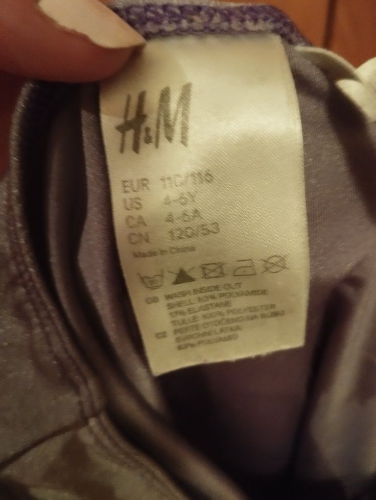 Fioletowa sukienka z hello kity