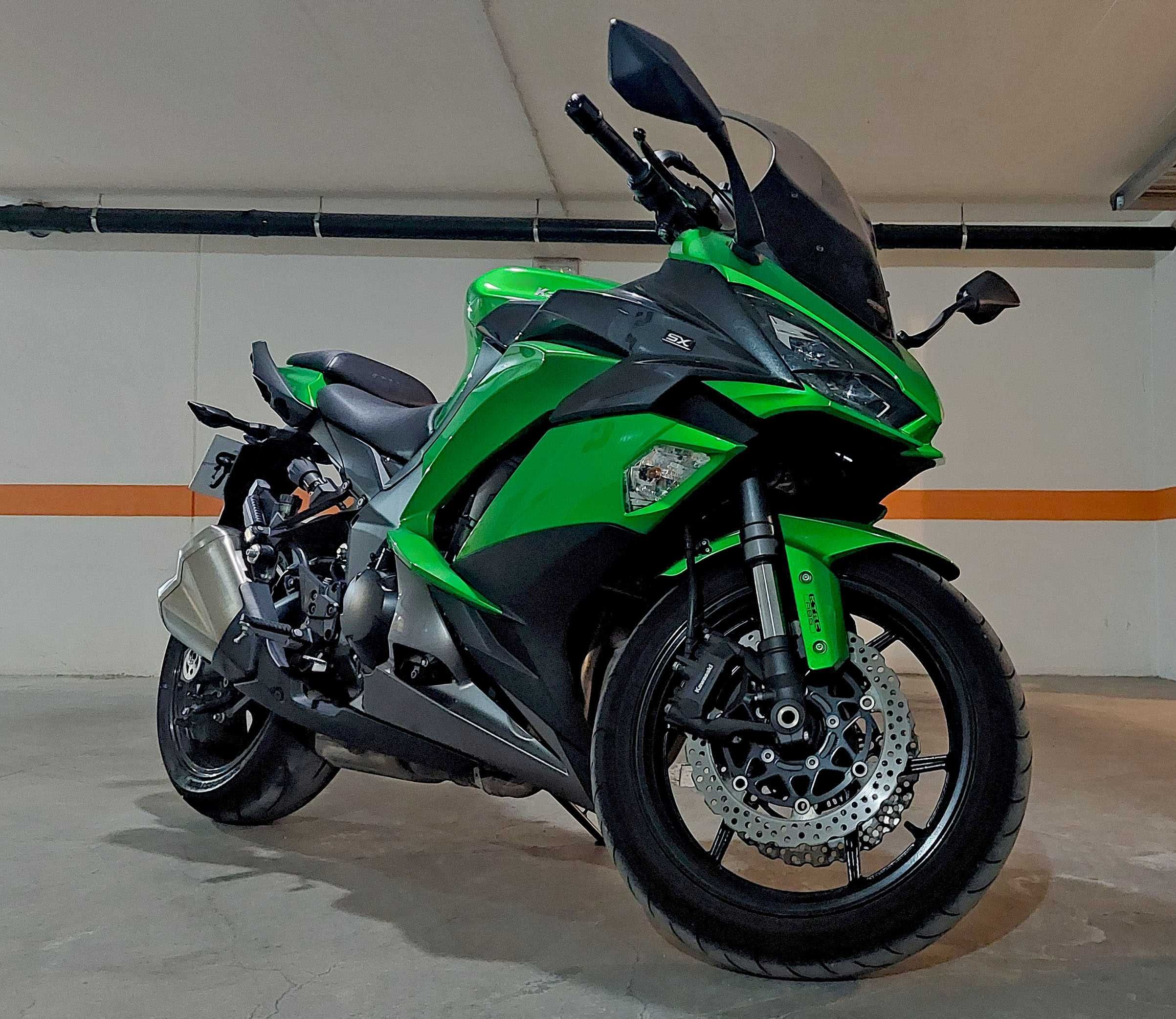 Kawasaki Sport Tourer 1000SX de 2017. Impecável.