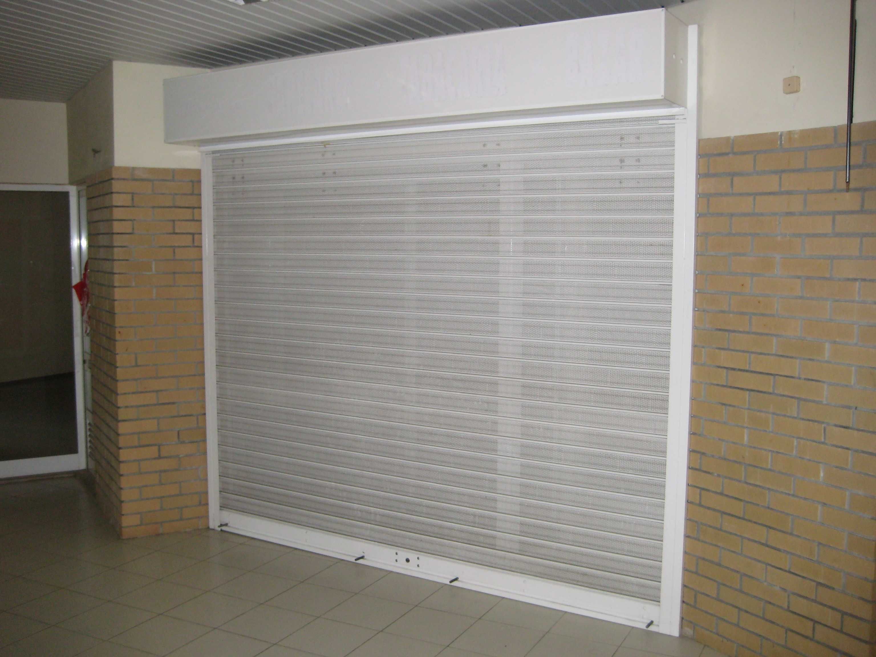 Espaço em galeria comercial na Venda Nova