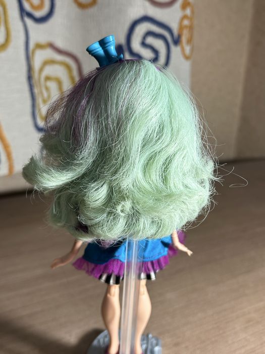 Продам ляльку ЕАХ