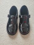 Buty dziewczęce Marks & Spencer ze skóry lakierowanej, 1 UK (33 EU)