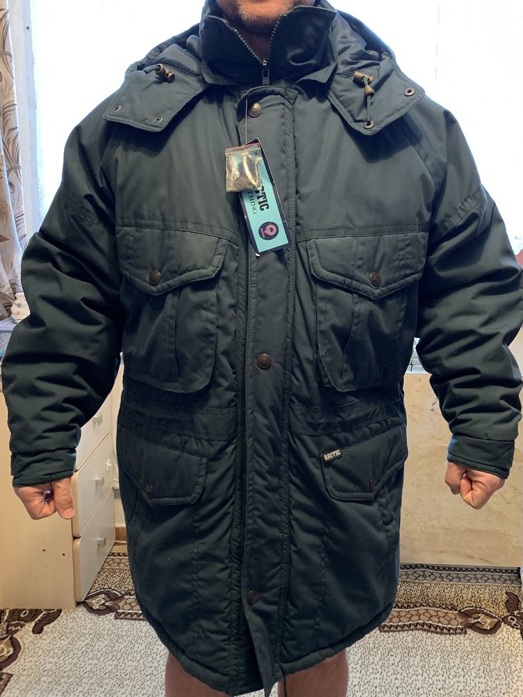 Зимняя большая мужская куртка