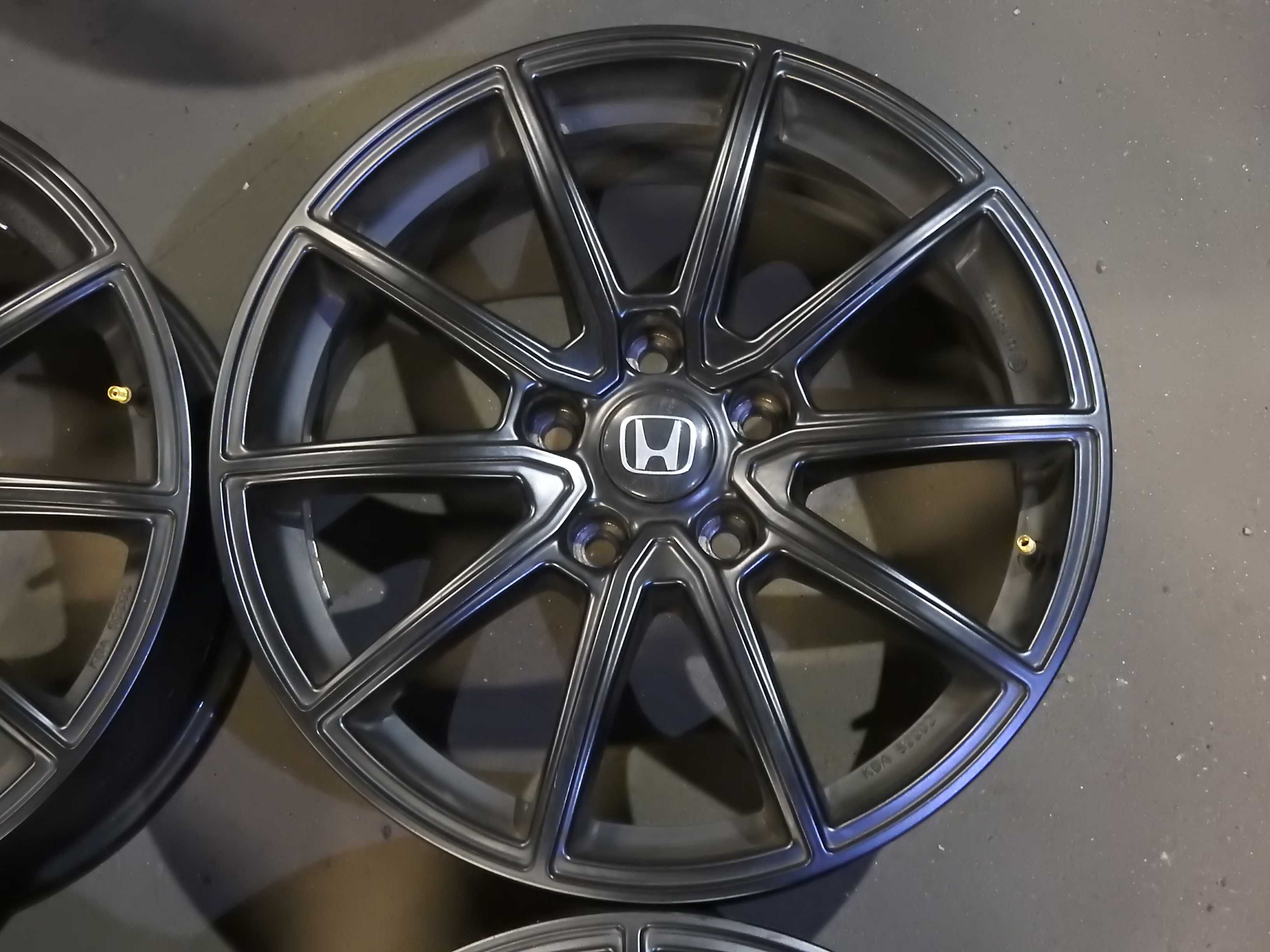 4x Alu Brock 17 5x114,3 ET45 7J BROCK Piasta 67,1 dedykowane do HONDA