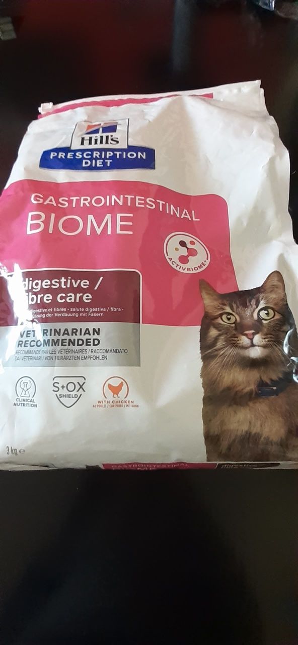 Comida de gato Hills