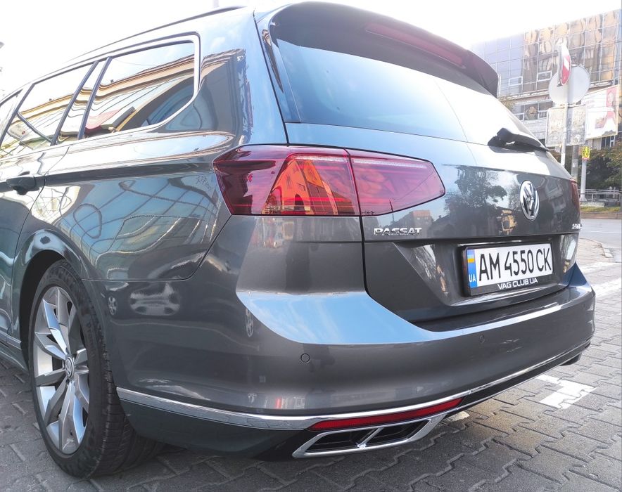 Оригінальний спойлер R-line VW Passat B8