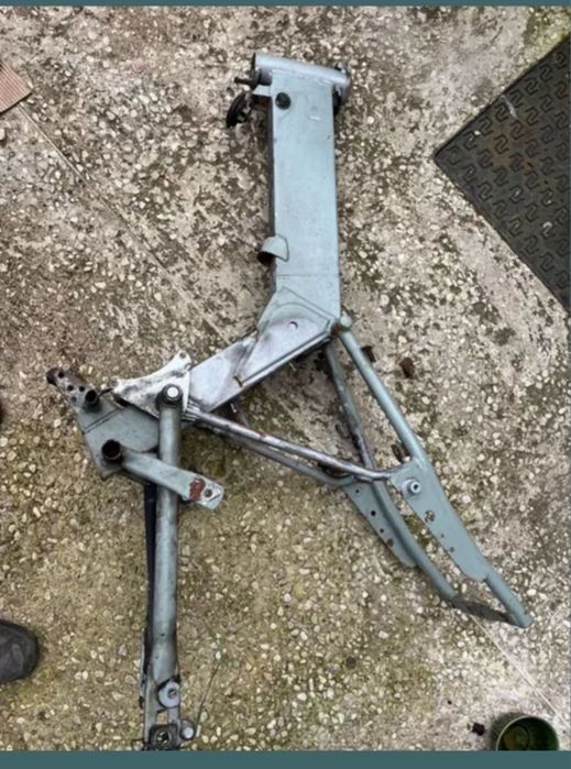 Rama MZ etz 251 Kanuni 251 plastikowy błotnik 91