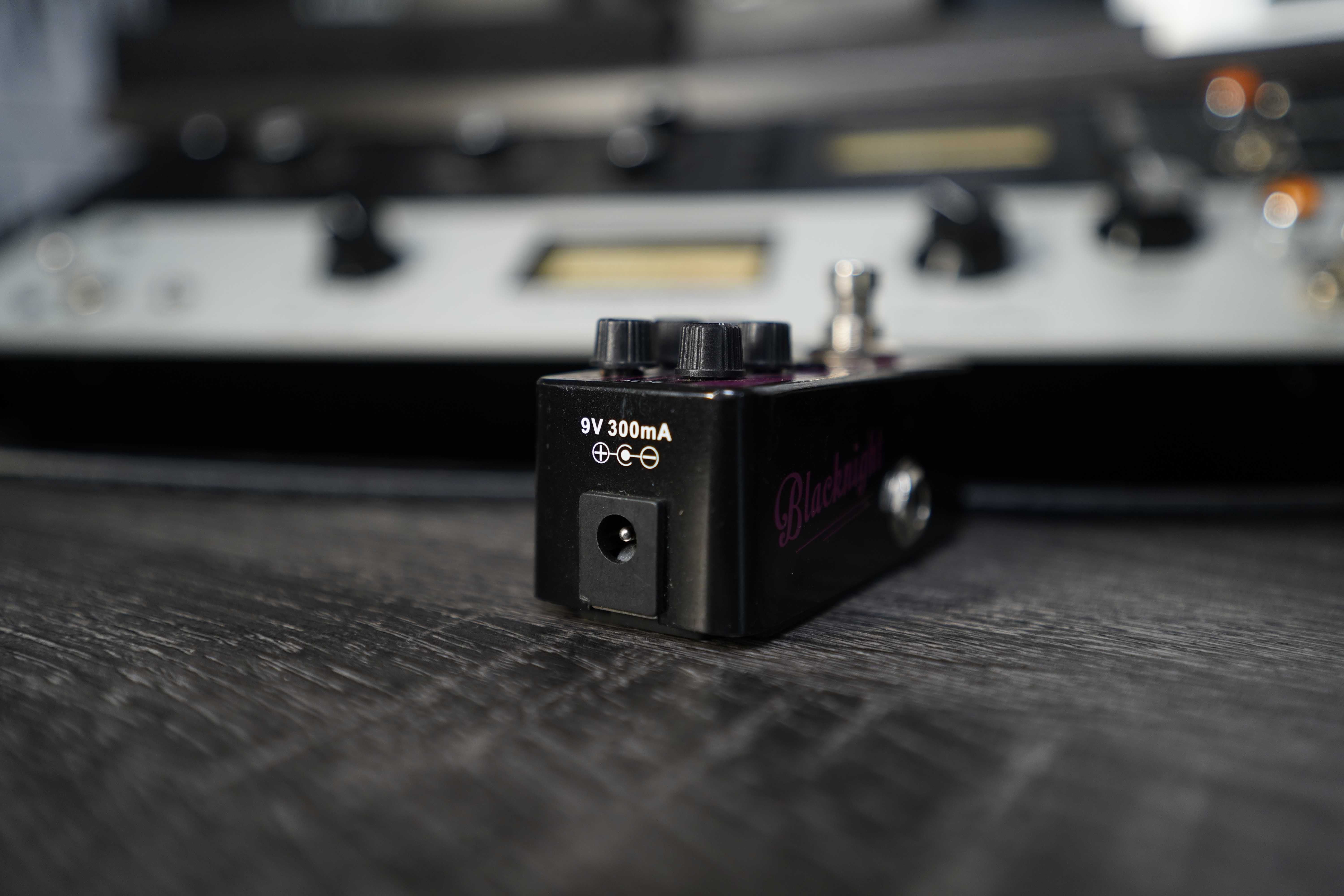 Mooer Micro PreAMP 009 Blacknight – mini preamp gitarowy