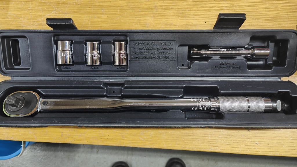 Klucz dynanometryczny PowerFix 28-210Nm