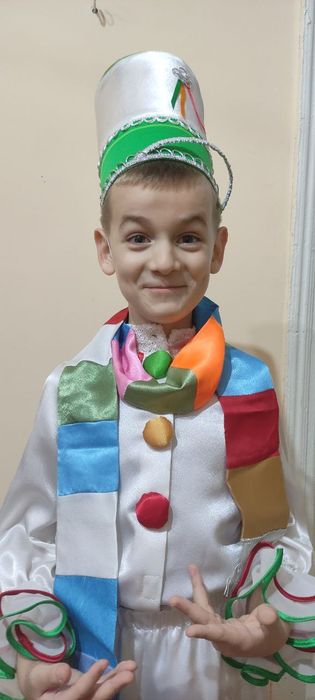 Прокат карнавальных  новогодних костюмов