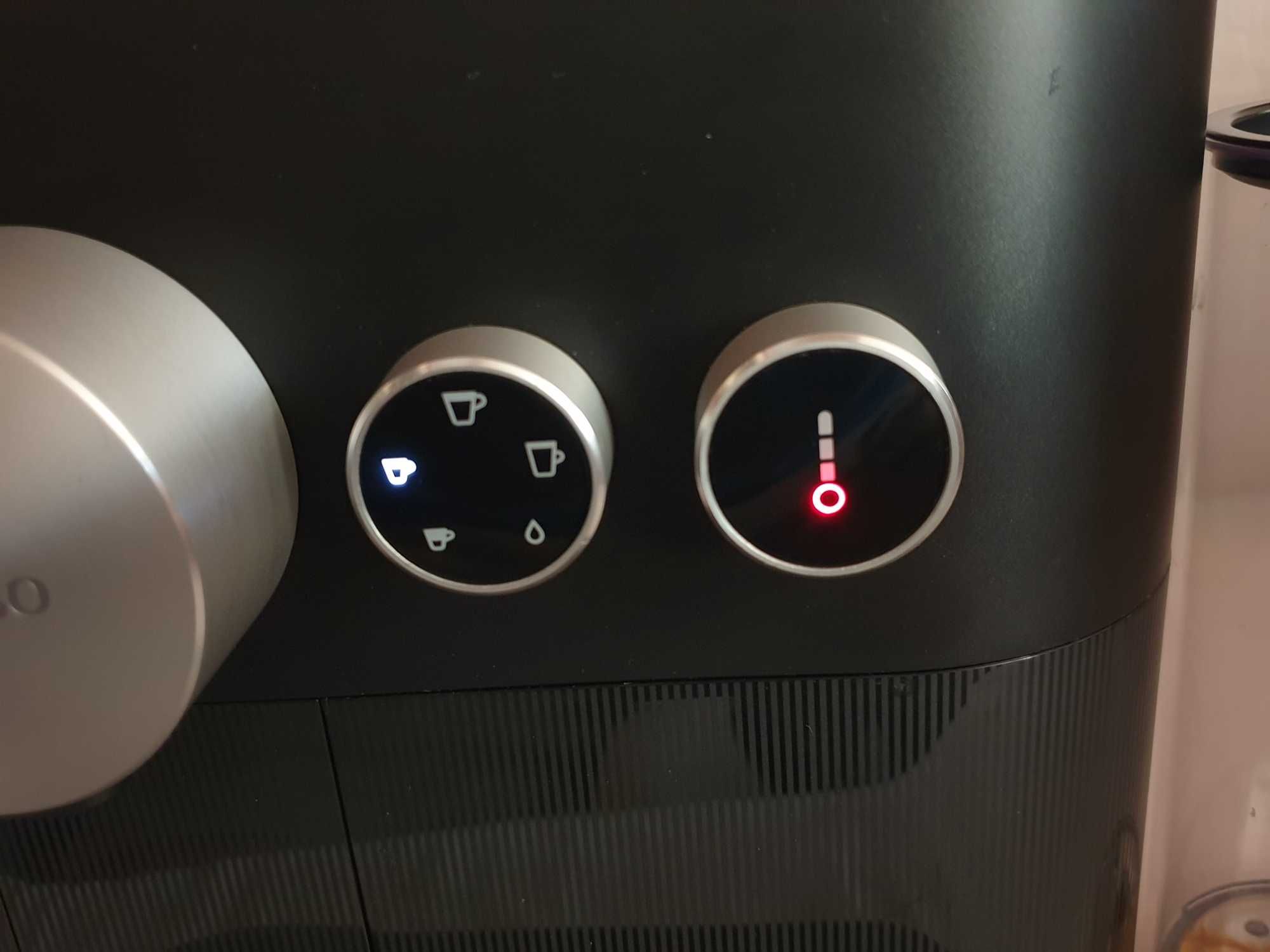 Ekspres do kawy krups Nespresso Expert C80