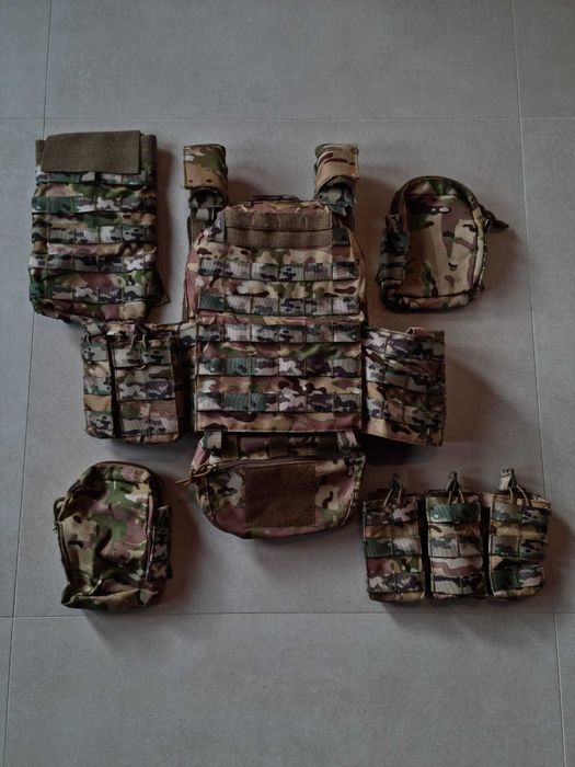 Colete Airsoft Multicam com todos os acessórios