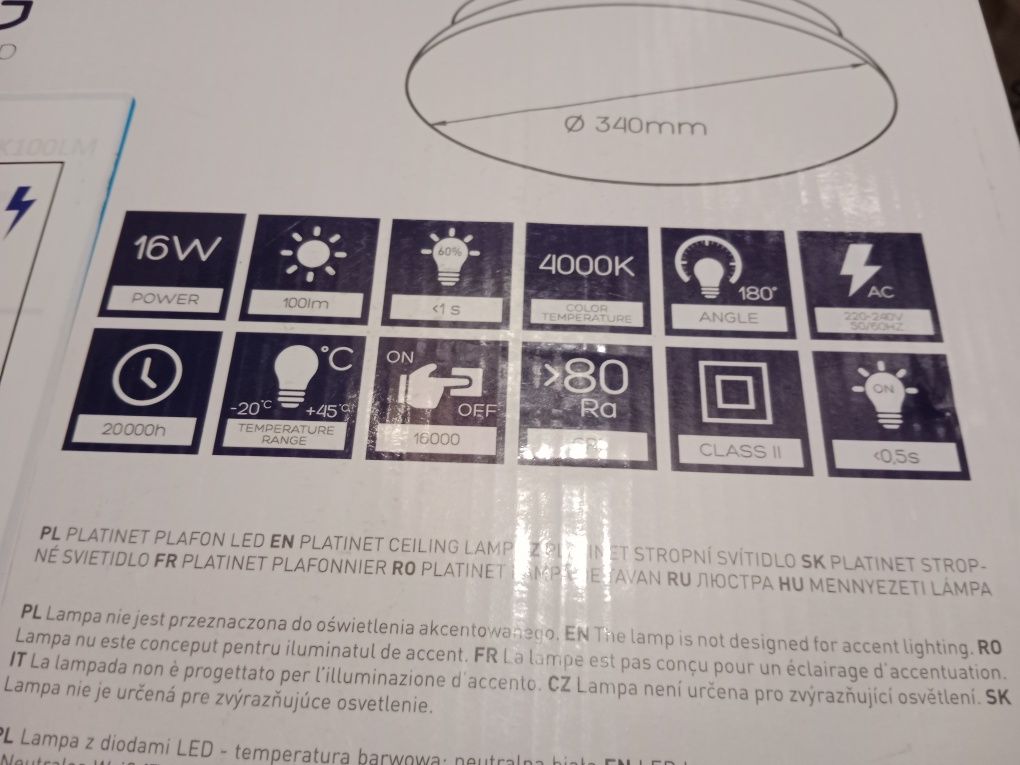 Nowy  plafon  LED