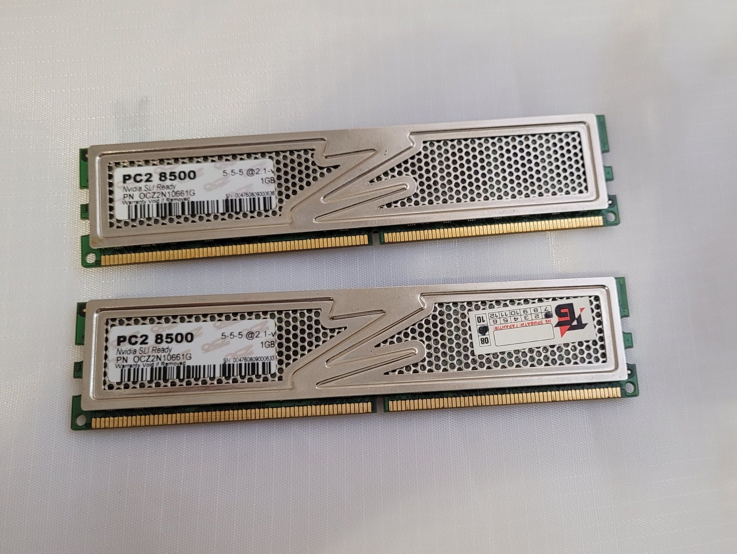 Оперативна пам'ять DDR-2  2×1 gb