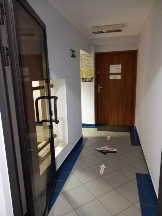 Lokal biurowo-usługowy na Nowym Dworze {30m2} 1550 zł