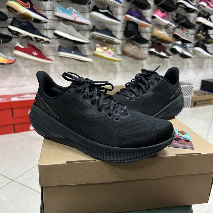 Чоловічі кросівки Altra Experience Flow для бігу чорні 45 р спортивні