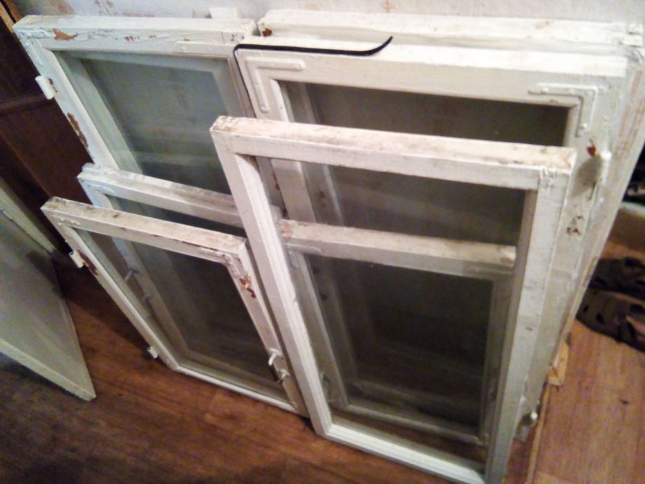 Оконные рамы застеклённые - для теплиц и других целей .