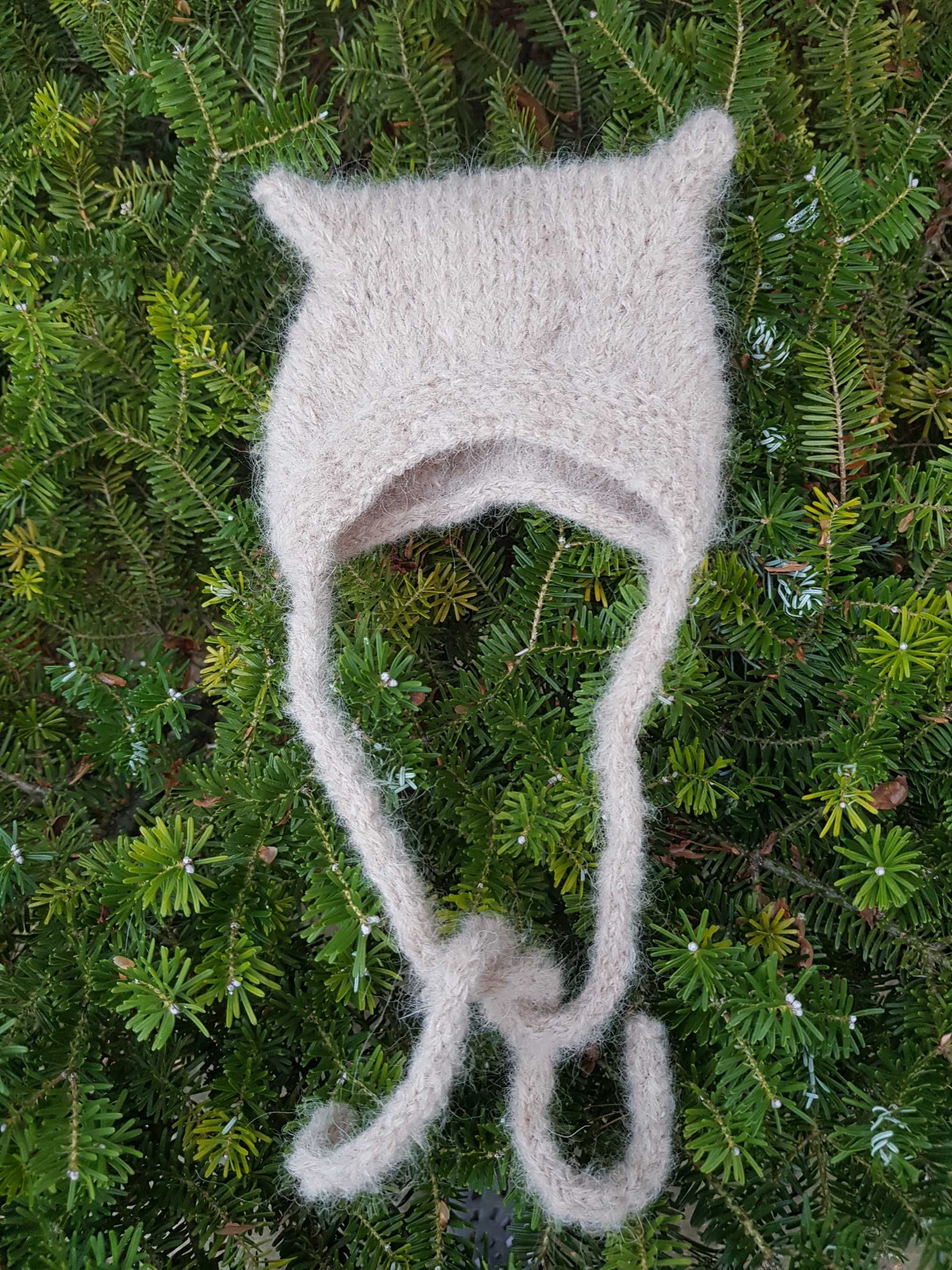 Czapka bonetka kotek 36/38 w noworodek wełna beżowa