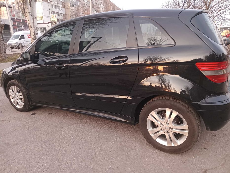 Mercedes b180 2011г. 2л.дизель Мерседес
