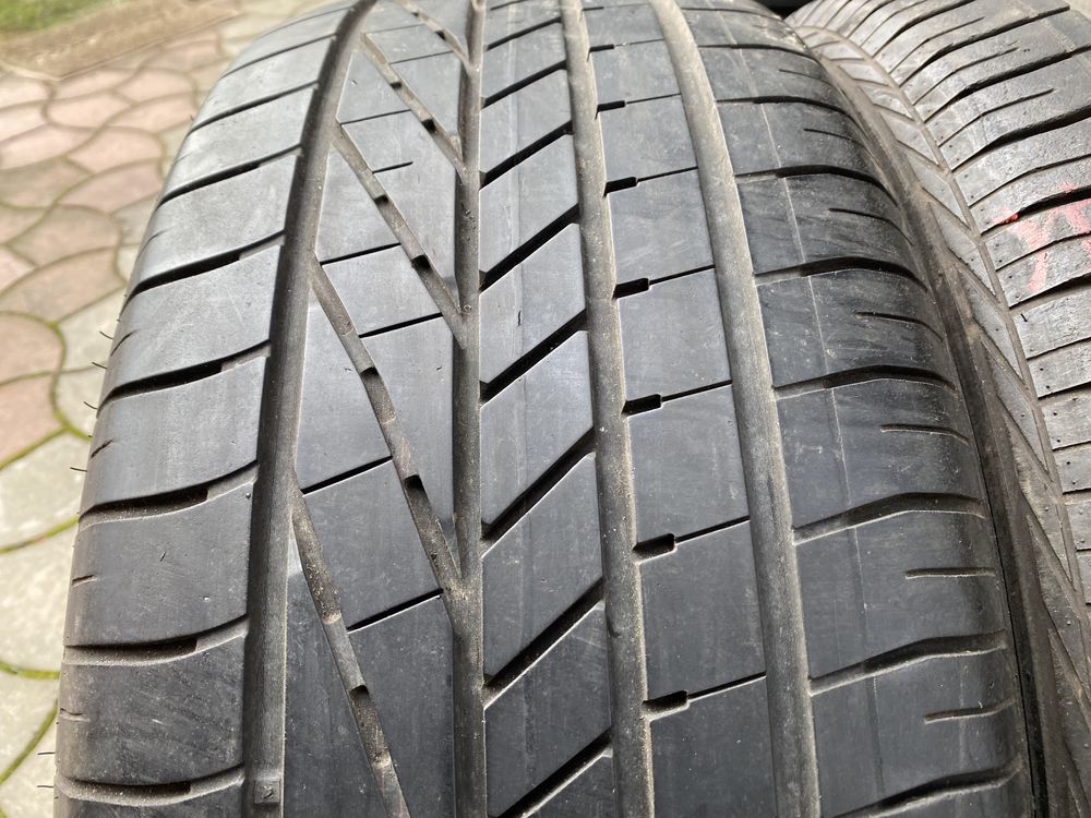 Резина пара літо 255/45 R 20 Good Year