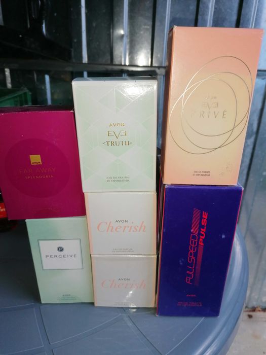 Zestaw kosmetyków Avon Mix