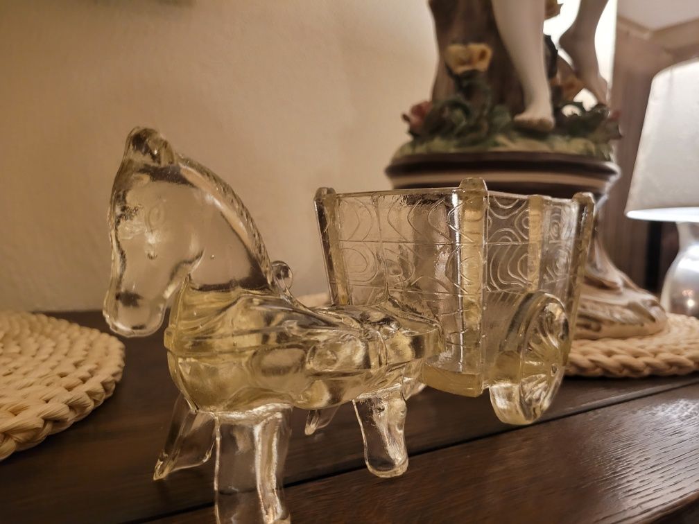 WMF szklana figurka koń z powozem przybornik stan bdb polecam śliczny