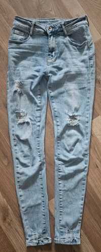Spodnie dżinsowe z przetarciami r xs