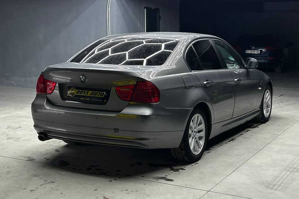 BMW 320 d 2011 року