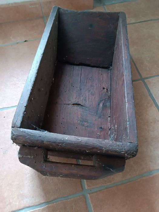 Artigo muito antigo - raza( utensíliode medida)